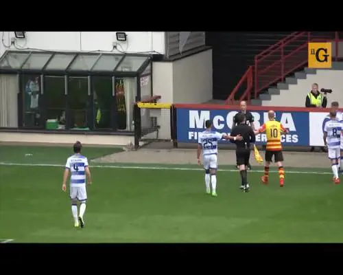 Gol fantasma da non crederci