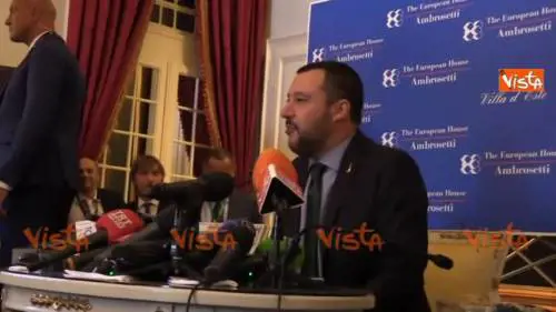 Diciotti, Salvini: Salvini: "Disponibile ad andare a piedi a Palermo per parlare coi pm"