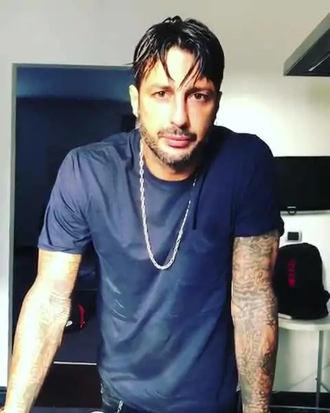 Il "mea culpa" di Corona dopo la rissa