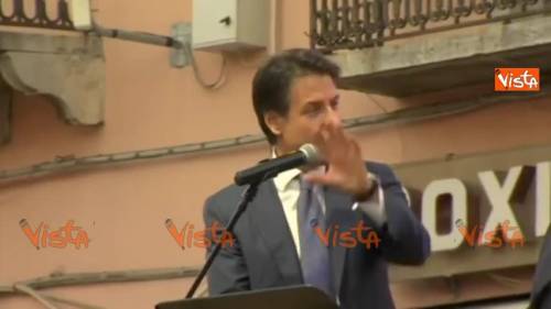 Conte parla in dialetto: "Ricordo quando andavamo for'a funtana"