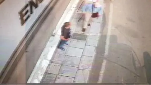 Palermo, turista scippata a palermo