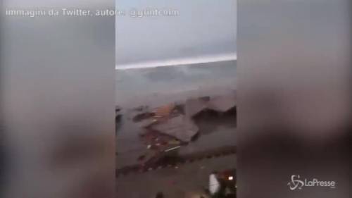 Lo tsunami in Indonesia