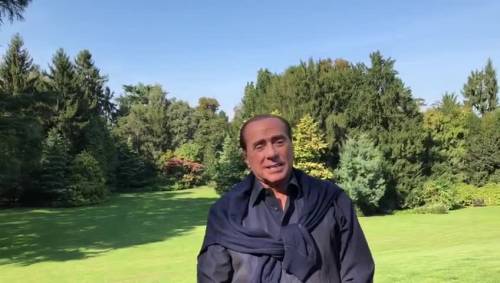 Berlusconi ringrazia per gli auguri: "Cercherò di meritare la stima"