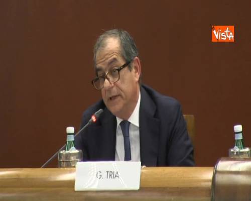 Tria: "Dal 2019 graduale riduzione del deficit"
