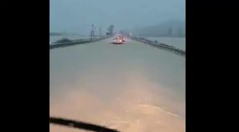 Strade allagate nel Crotonese