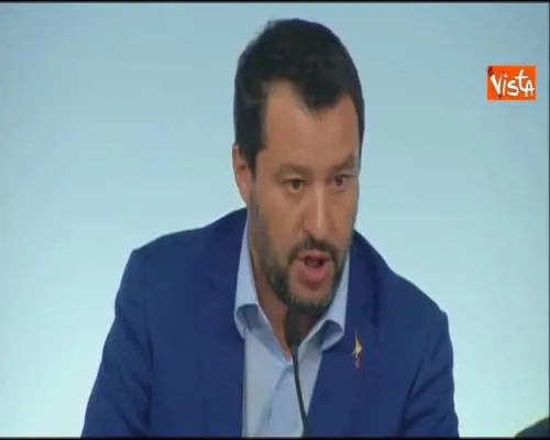 Salvini: ''La manovra non moltiplica pani e pesci ma migliora la vita agli italiani''