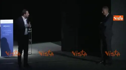 Opere pubbliche, Salvini in dialetto milanese: "Ofelè fa el to mesté, bloccare 5mila cantieri fermi"