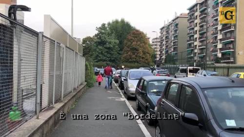 Milano, invasione di stranieri negli asili