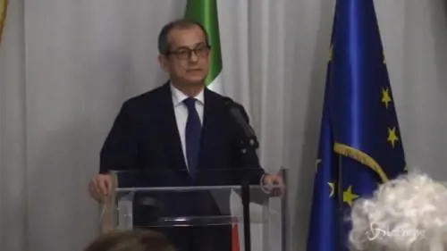 Manovra: oggi la risposta della Ue, si va verso la bocciatura