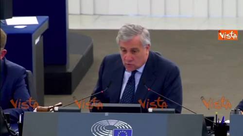 Farage a Tajani: "Non riscriva la Storia"