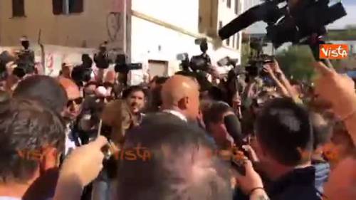 Salvini ai residenti di San Lorenzo: "Torno per parlare con voi senza i contestatori"