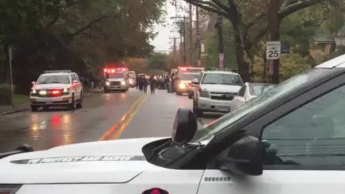 Sparatoria a Pittsburgh: l'intervento della polizia