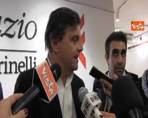 Governo, Calenda: “Pil fermo? In sei mesi non potevano fare più casino di quello che hanno fatto”