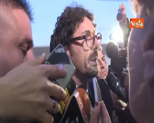 Fronda M5s, Toninelli: “Siamo compatti, parleremo con coloro che sono contrari” 