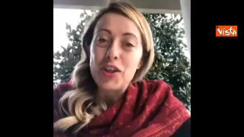 Meloni: “Per Fico il tricolore è uno striscione”