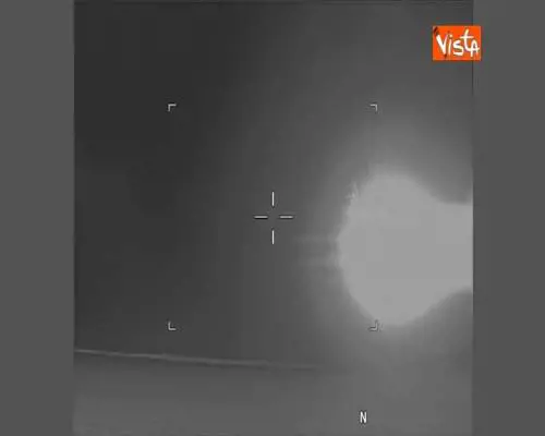 Caccia russo sfiora aereo di ricognizione USA