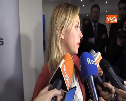 Ue, Meloni: “Alleanza FdI con gruppo Conservatori, pronti a sfidare Europa di Bruxelles”