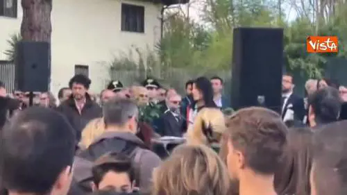 Raggi inaugura il parco Giardino della Giustizia: "Dedicato a chi ha dato la vita per difenderci"