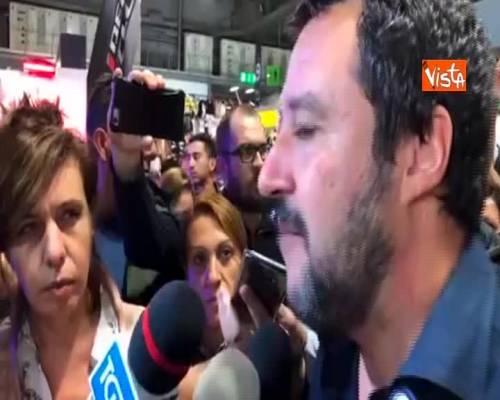Migranti, Salvini: "Francia e Malta non ci prendano in giro"