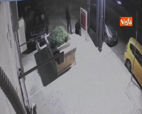 L’aggressione all’imprenditore che ha collaborato ad inchiesta contro racket