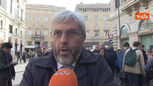 Il presidente dell'Odg Verna: ''Di Maio lasci ordine e chieda scusa ai giornalisti''