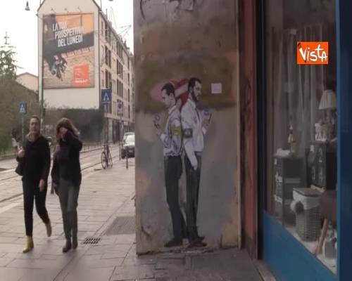 Di Maio e Salvini nella ‘Guerra dei Socials’, il nuovo murales dello street artist Tvboy a Milano 