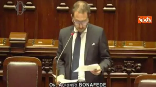 Giornalisti, Bonafede: “Con Berlusconi e Renzi non c’era la stessa sensibilità”