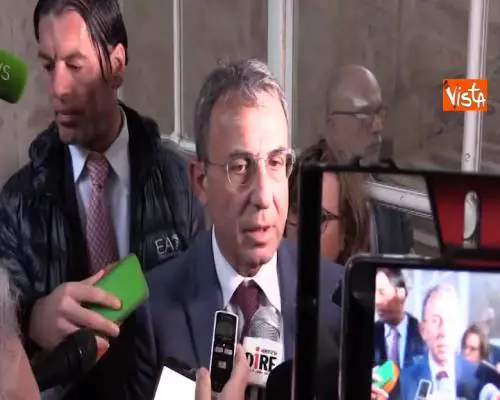 Emergenza roghi, Costa: “Piano d’azione sarà firmato lunedì a Caserta”
