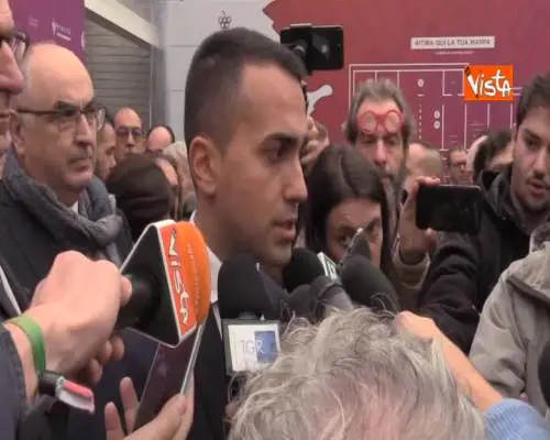 Tim, Di Maio: “Noi non interferiamo, vogliamo creare un player unico della rete”