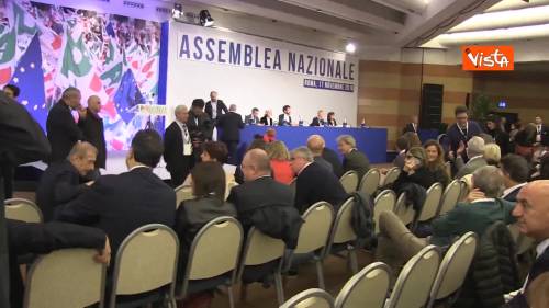 Renzi grande assente all’ Assemblea del Pd, in prima fila manca solo lui