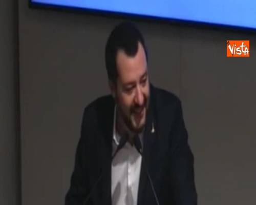 Manovra, Salvini: “A Bruxelles grafomani che passano il tempo a far letterine”