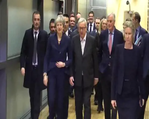  Brexit, dopo l’intesa su Gibilterra Theresa May alla Commissione europea per l’incontro con Juncker 