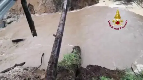 Latina, una voragine sulla Pontina