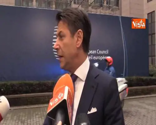 Manovra, Conte: "Scambi con Merkel e Macron, clima di fiducia reciproca"