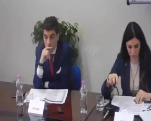 Roma: Raggi: "500 milioni per migliorare metro e bus"