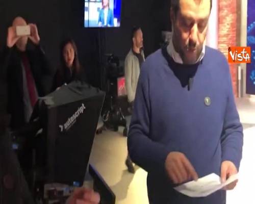 Boldrini contro Salvini in studi Sky: ''Minorenni alla gogna su FB, sei ministro cancella insulti''