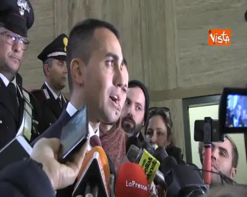 Di Maio: "Non calano gli occupati, aumentano i ragazzi che cercano lavoro”