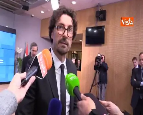 Autotrasporto, Toninelli: "Servono regole comuni a tutta Europa"
