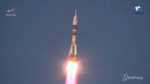 Spazio, partita la navicella Soyuz dopo l’incidente di ottobre