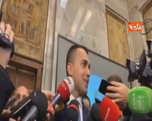 Manovra, Di Maio: "Imprese da Salvini? I fatti si fanno al Mise"