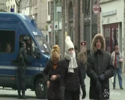 Strasburgo, mercatini chiusi dopo l'attacco di ieri sera