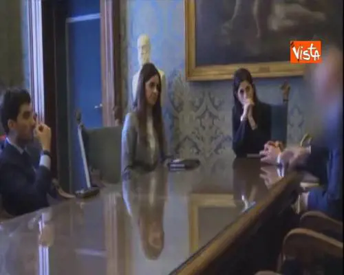 Raggi riceve in Campidoglio l’impresa minacciata che lavora alla ciclabile Tuscolana