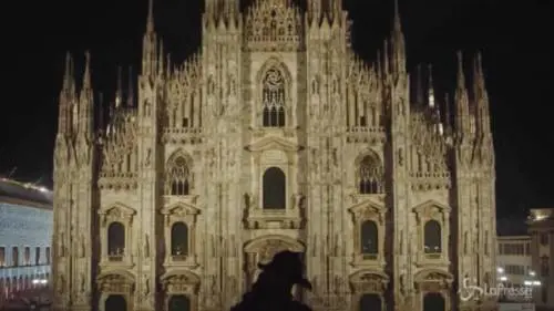 Milano, si riaccende il Duomo con un nuovo impianto di illuminazione