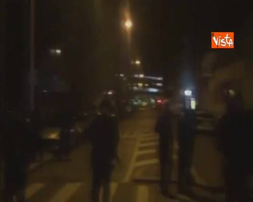 Ucciso il killer di Strasburgo, i cittadini applaudono alle forze dell'ordine