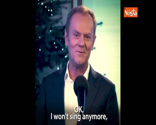 Canta canzone di Natale su Twitter, i singolari auguri del Presidente del Consiglio Ue Donald Tusk
