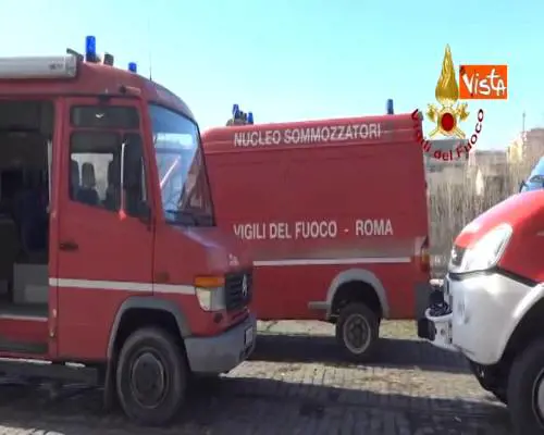 Donna si getta nel Tevere, risultano ancora dispersi i due figli 