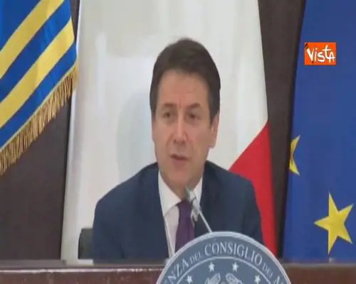 Conte: “Rivedere sistema editoria non è attentato all’informazione”