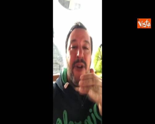 Dl sicurezza, Salvini a Orlando e de Magistris: ''Se non vi sta bene dimettetevi''
