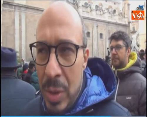 Manifestazione a Palermo contro il dl sicurezza: ''Siamo con Orlando e con i migranti''