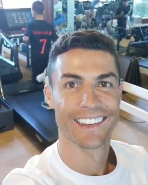 Cristiano Ronaldo si allena in palestra: ecco il video del fuoriclasse della Juventus